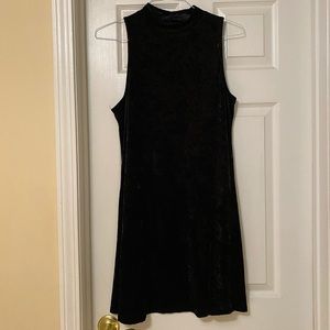 Mudd Black Velvet feel Women’s Dress- size XL